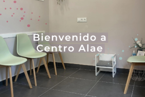 Sala de espera del Centro Alae en Leganés, especializada en logopedia y psicopedagogía